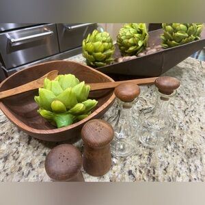 Goodwood Genuine Solid Teak by Julie Pomerantz. Salad bowl set never been used.